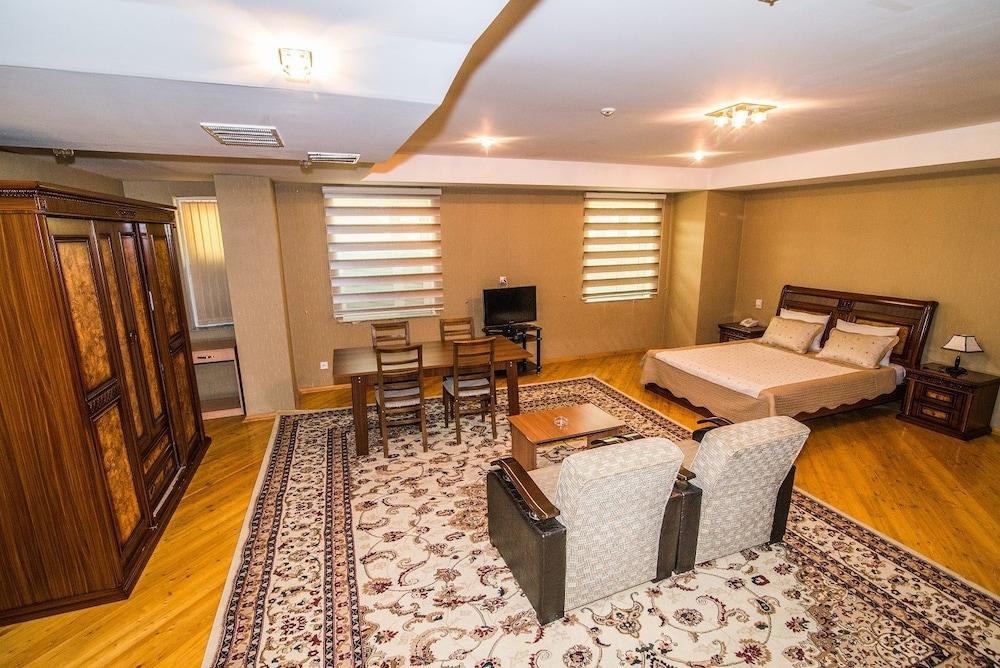 Aef Hotel Baku Extérieur photo